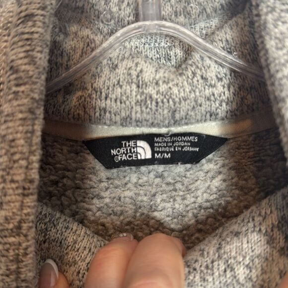 The North Face Gray Men's Tsillan Grey Sweatshirt. Size Medium. - Picture 4 of 9